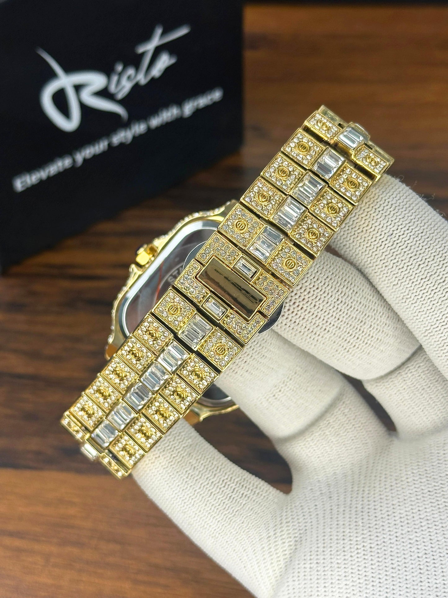 Luxury Diamond Studded Watch for Men - Fully Iced Out