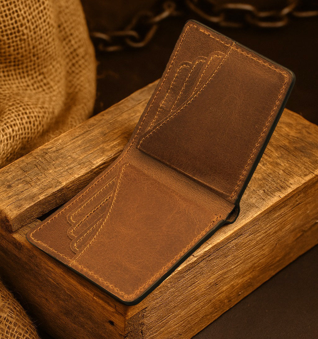 The Curve - A Leather Bifold Wallet - Brown