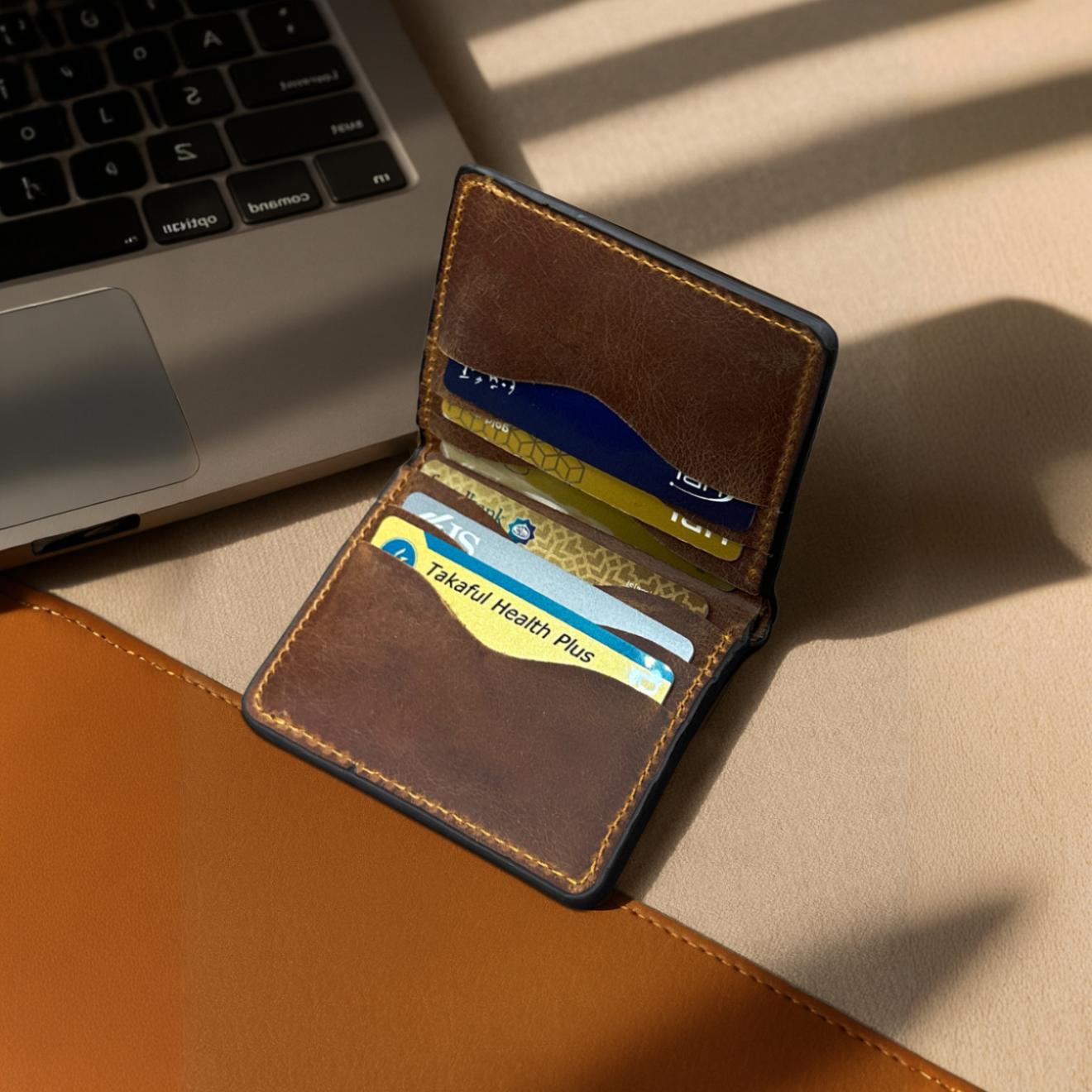 The Warp - Leather Cardholder Wallet - Brown