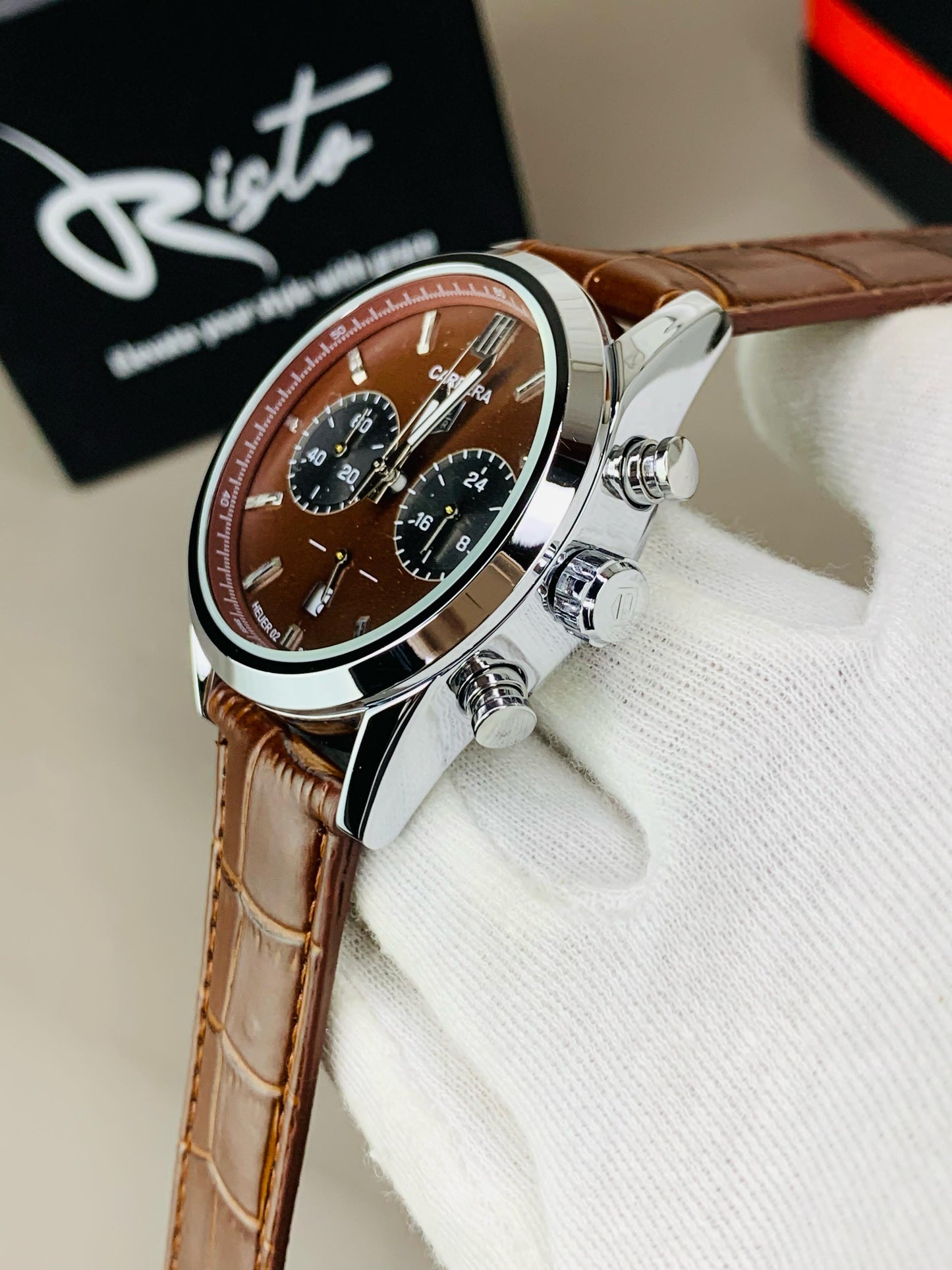 TAG CARRERA Chronograph Working - Automatic Movement