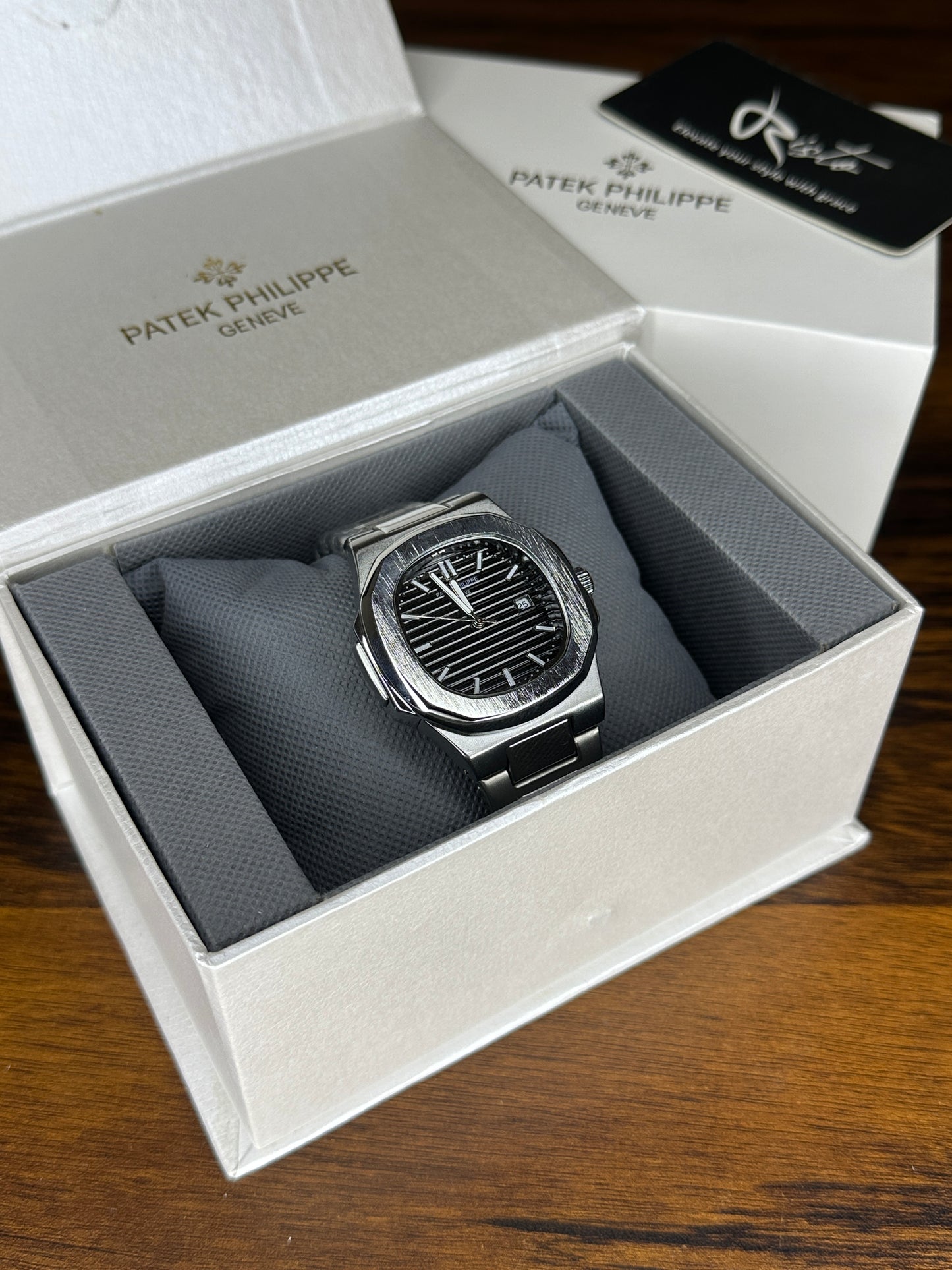 Patek Philippe Nautilus - Stainless Steel