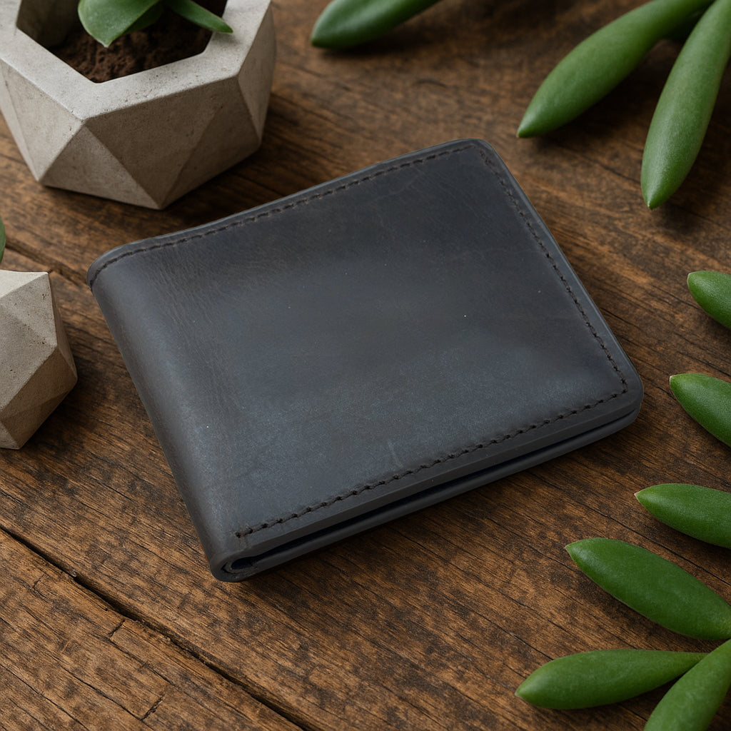 The Fixer - Classic Bi-Fold Leather Wallet - Black/Brown