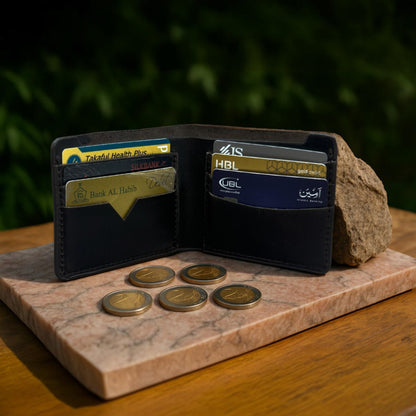 The Arrow - Classic Bi-Fold Leather Wallet - Black