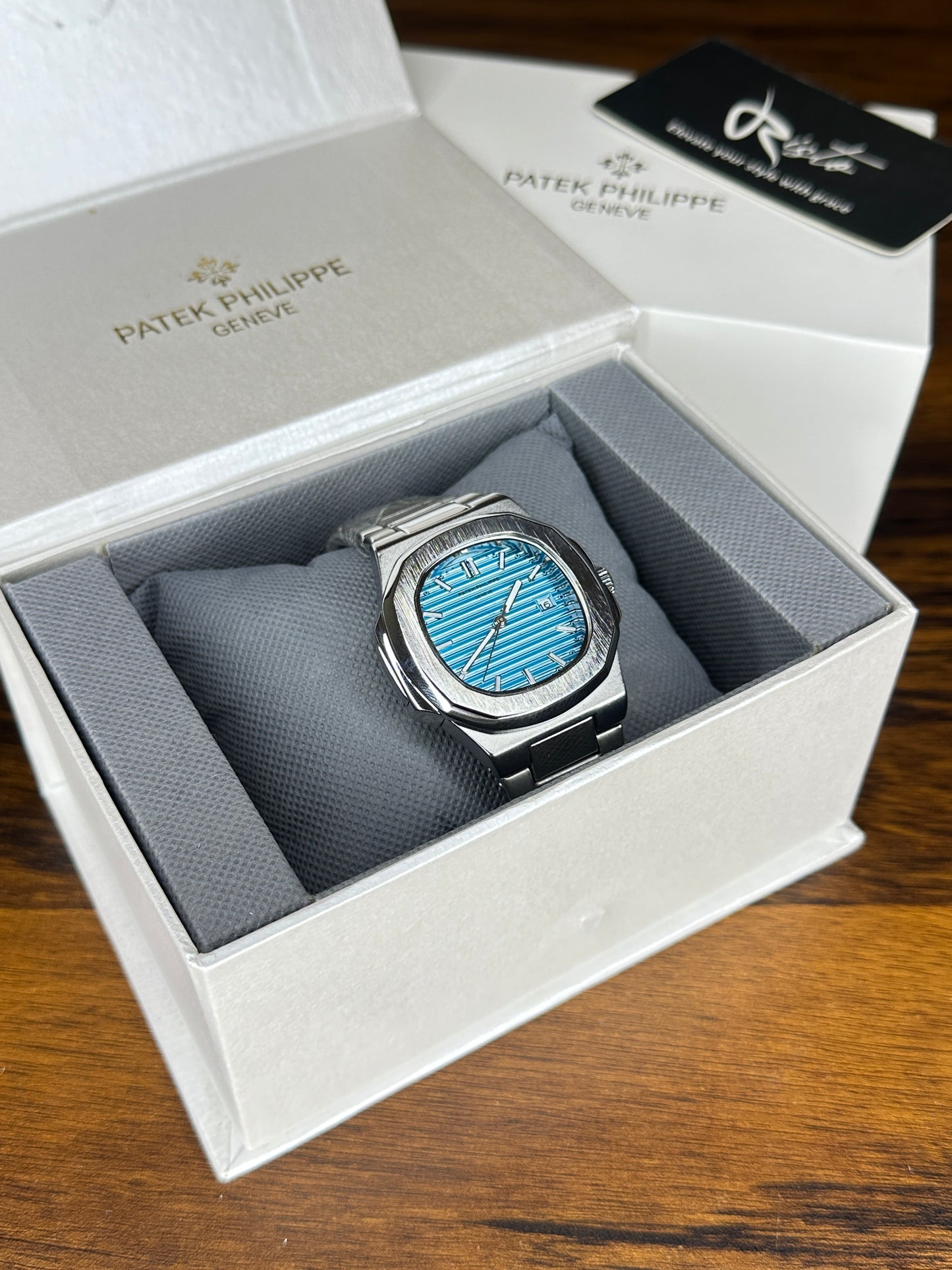 Patek Philippe Nautilus - Stainless Steel