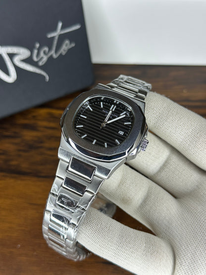 Patek Philippe Nautilus - Stainless Steel