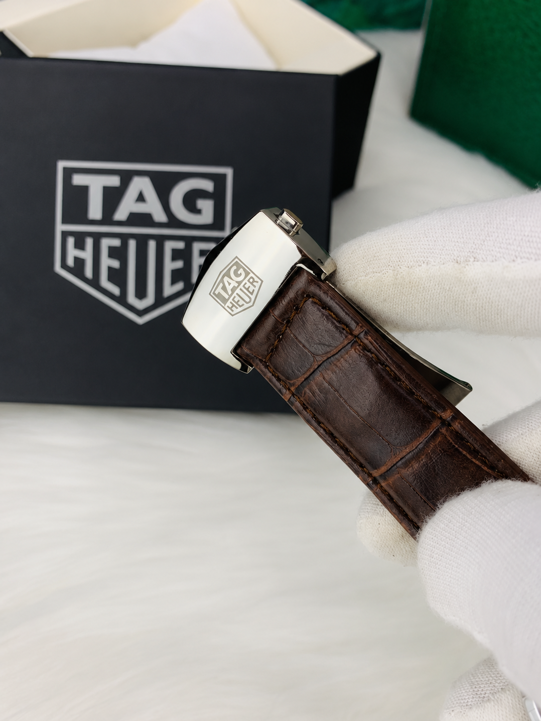 Caliber 5 - New Luxury watch With Day & Date - 6 Months Official Warranty