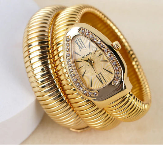 Bvlgari Serpenti Snake Watch Golden With Golden Dial