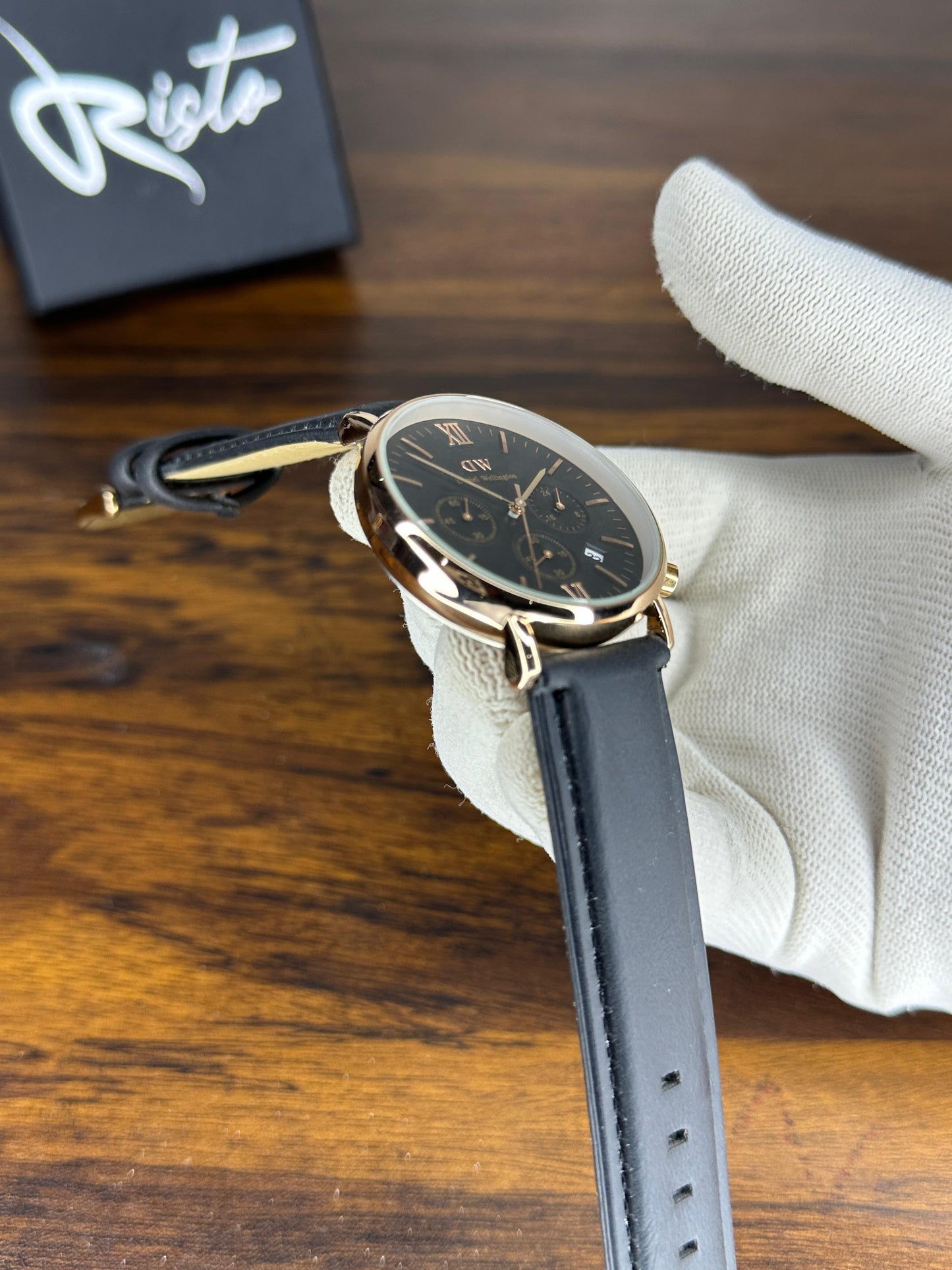 Daniel Wellington Chronograph Watch - Imported