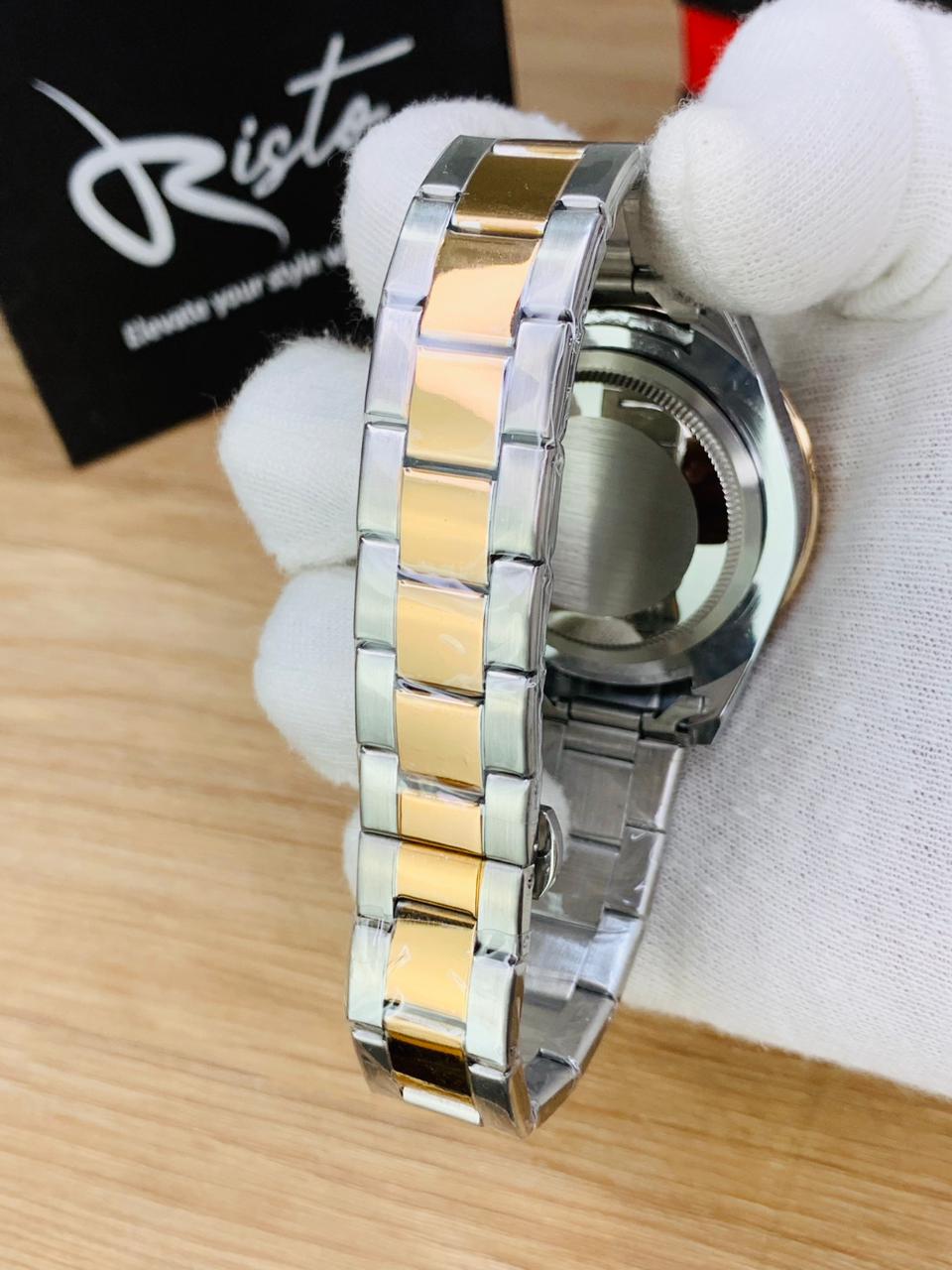 Rolex Yacht-Master 40mm Oyster Steel & Rotatable Bezel