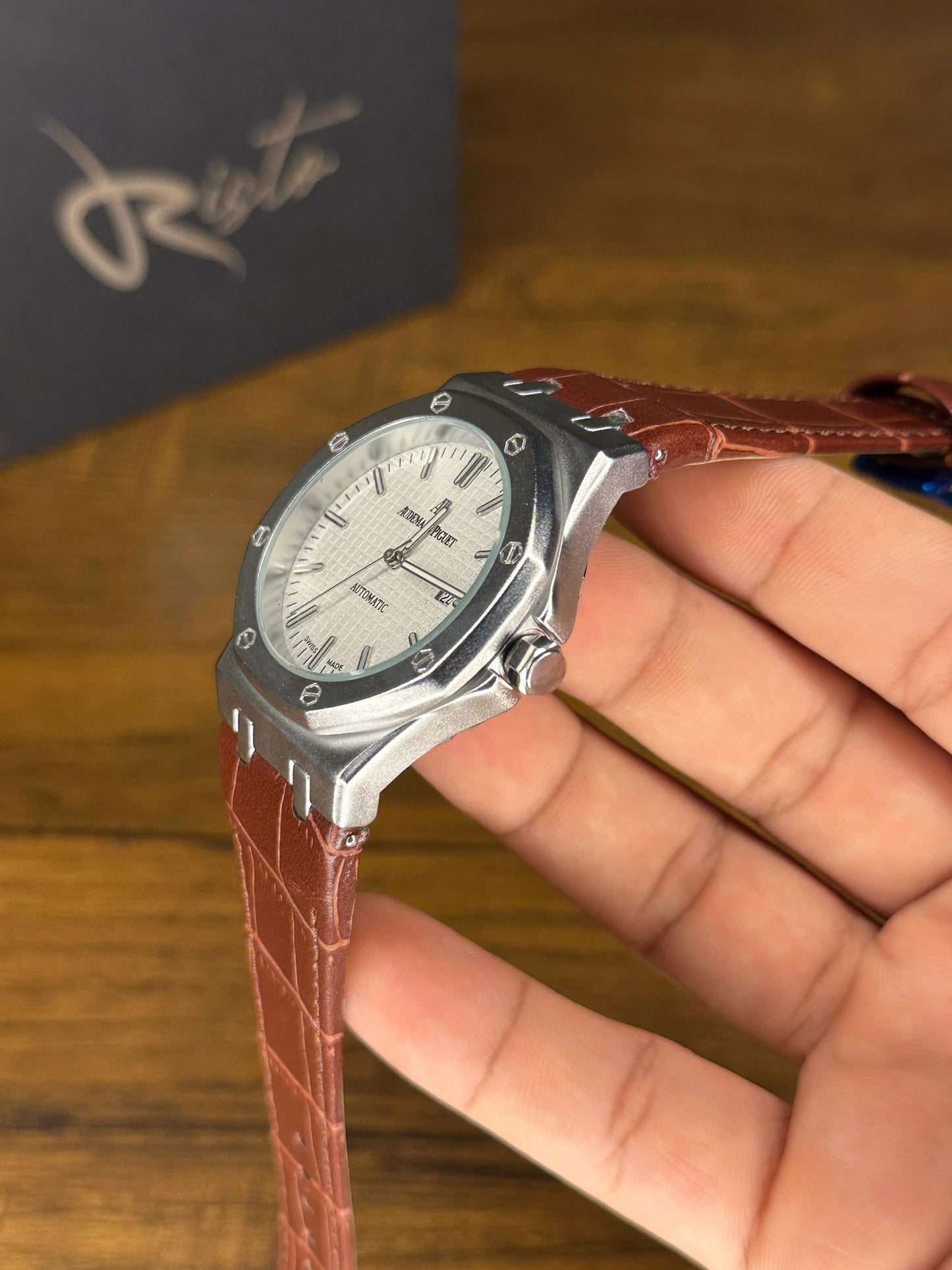 AP Royal Oak Self Winding - Premium Leather Straps